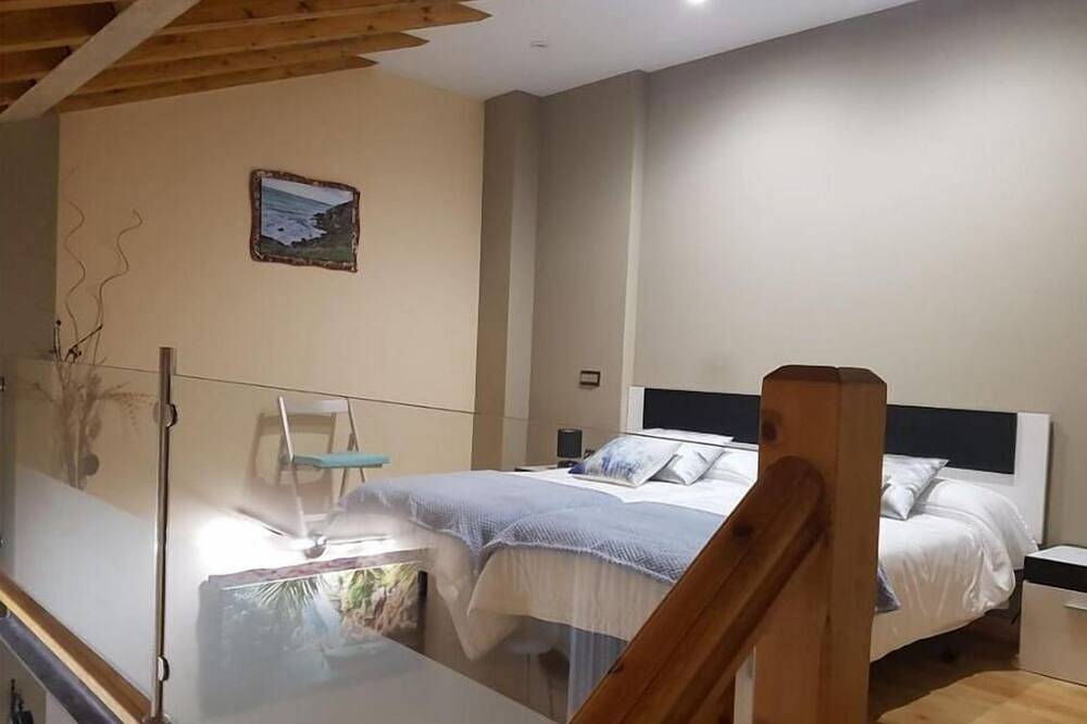 Entire apartment, San Fermin Apartment in Ubiarco, Santillana del Mar
