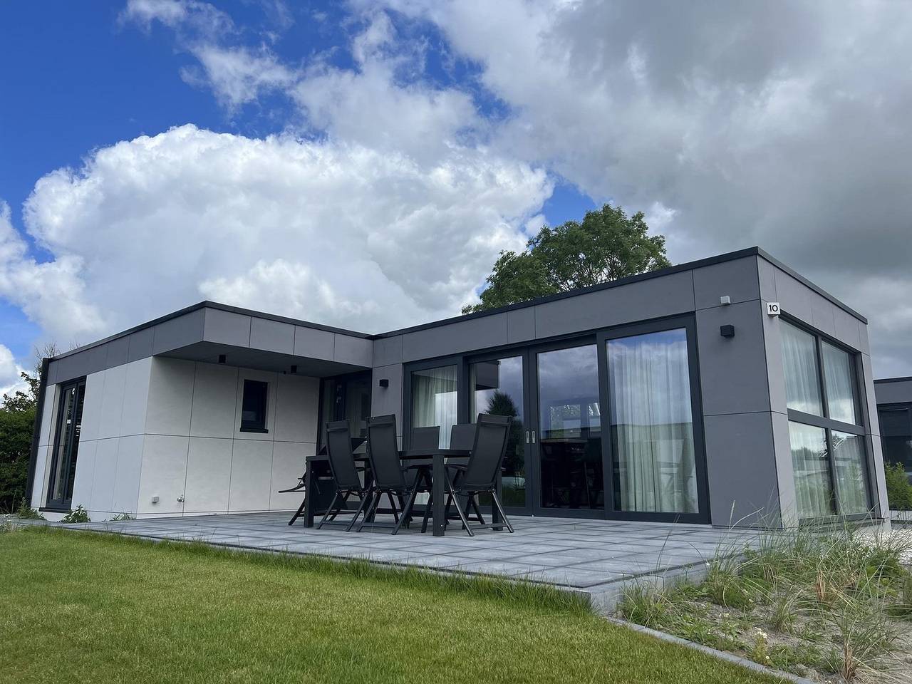 Vakantie Zeeland — Vz1110 Vakantiechalet in Scherpenisse in Scherpenisse, Niederländische Nordsee