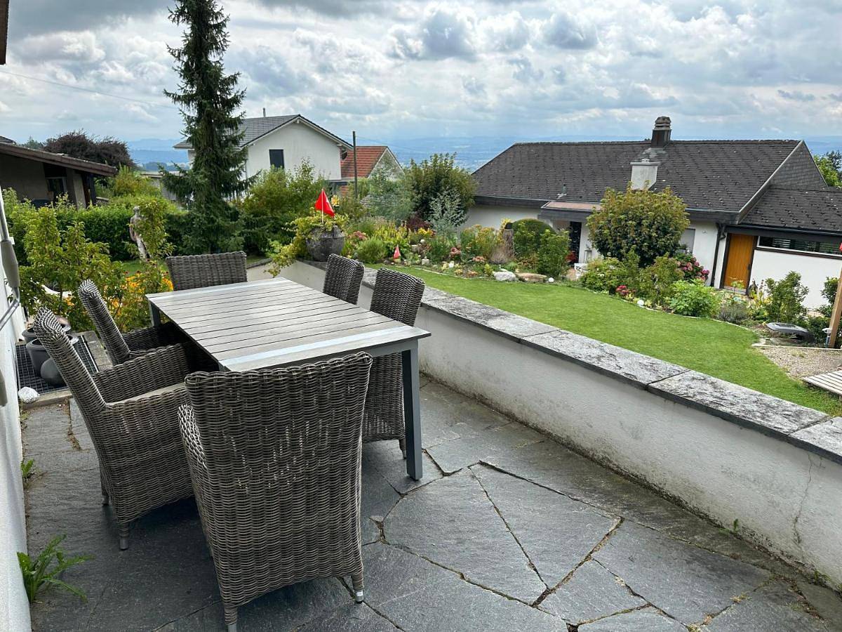 Villa in Oberbalmberg, Günsberg