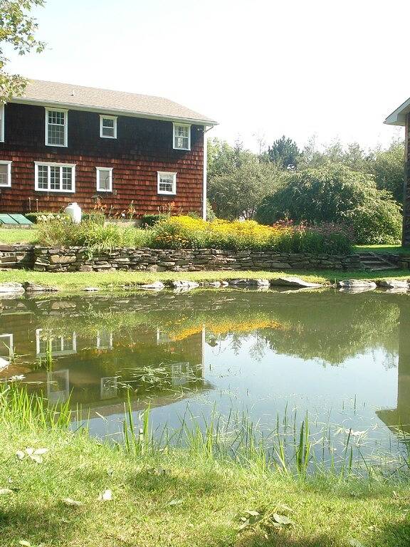 Geräumiges Haus im Kolonialstil, nur wenige Minuten von Camelback & Crossings Outlets entfernt in Long Pond