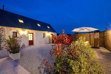 Gîte pour 4 personnes, avec jardin et jacuzzi à Saint-Sauveur-le-Vicomte