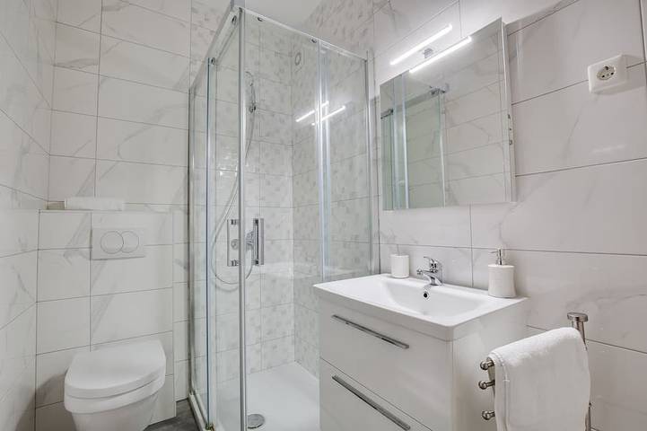 Ganze Wohnung, Jurić Appartements mit Außenpool und Schnäppchen in Rab-Palit in Palit (Kvarner Bucht), Rab