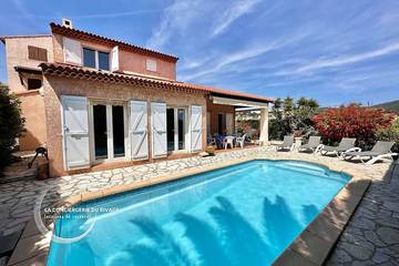 Location de vacances pour 7 personnes, avec terrasse et jardin dans Plage Coupereau