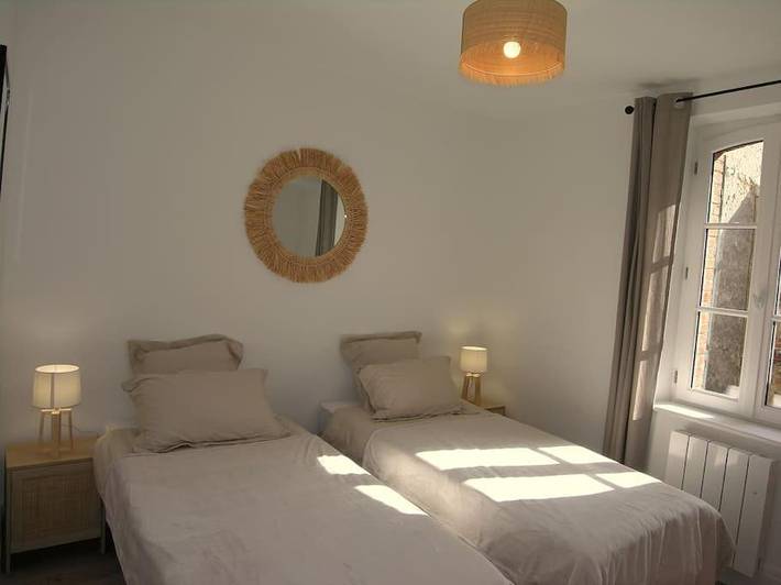 Location de vacances pour 5 personnes, avec vue et jardin à Besson - 4