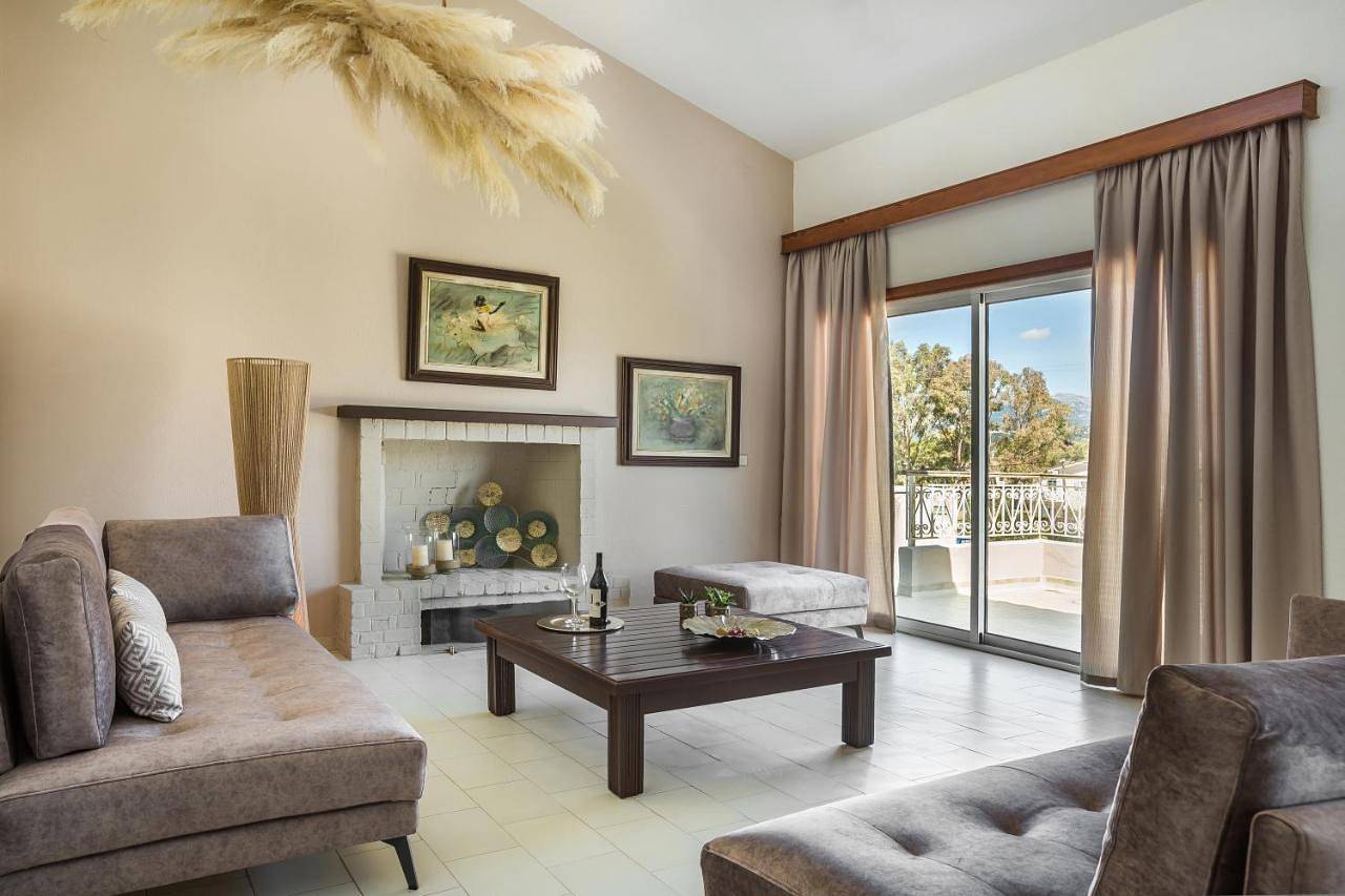 Malibu Superior Villa in Lassi, Argostoli