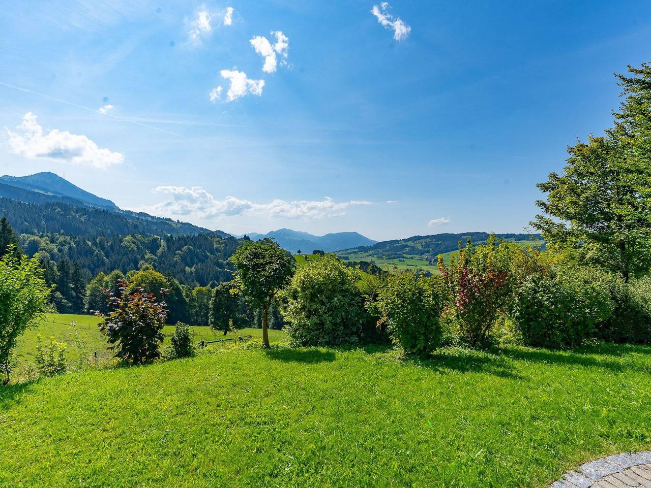 Landhaus Buchenberg - Ferienhaus mit Bergblick, Parkplatz und Sauna in Grünten, Rettenberg