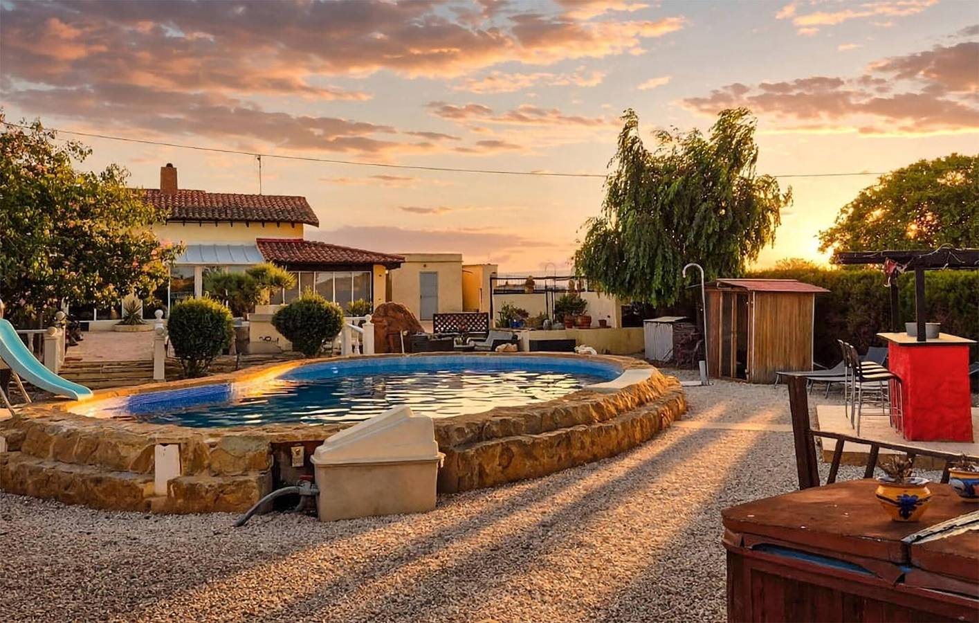 Geräumige 2-Zimmer-Wohnung mit Pool in der Nähe des Stadtzentrums von Dolores in Dolores, Costa Blanca