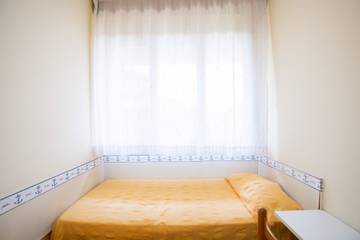 Holiday Rental for 5 People in Peschiera del Garda, Garda Mountains, Photo 3
