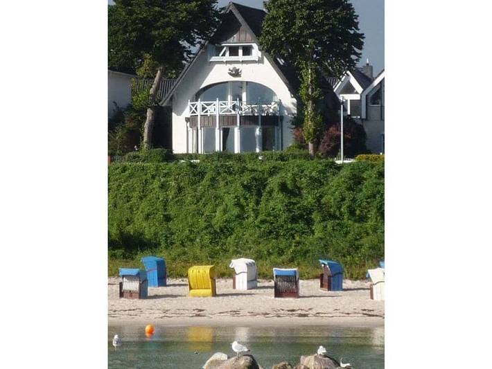 Ferienhaus für 6 Personen, mit Balkon und Terrasse sowie Garten in Schilksee