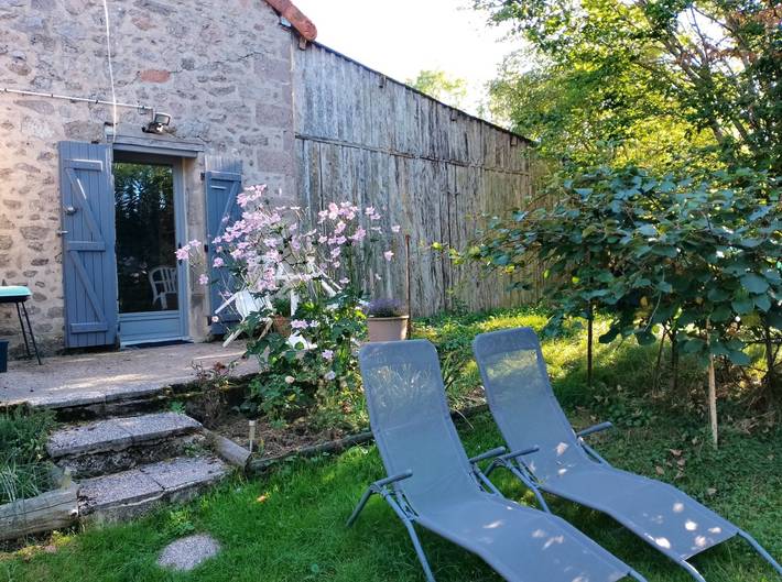 Gîte pour 2 personnes, avec jardin