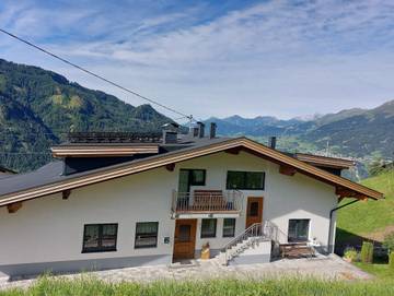 Ferienwohnung für 6 Personen, mit Garten und Balkon in Kaunerberg
