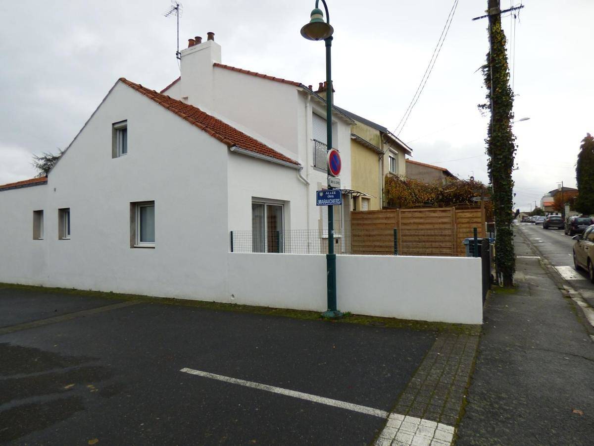Appartement entier, One-Bedroom Apartment - La Suite 22 Bis in Saint-Sébastien-sur-Loire, Région de Nantes