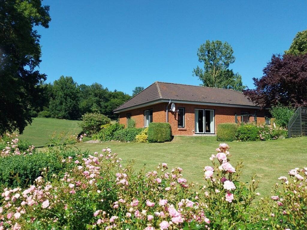 Ferienhaus in Grebin mit Schwimmbecken in Grebin, Südliche Ostseeküste