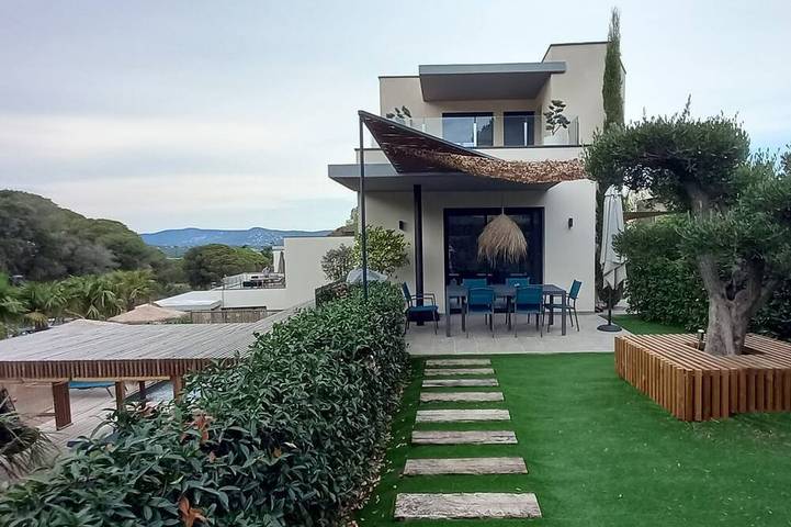 Villa pour 8 personnes, avec jardin et terrasse à Sant Feliu de Guíxols