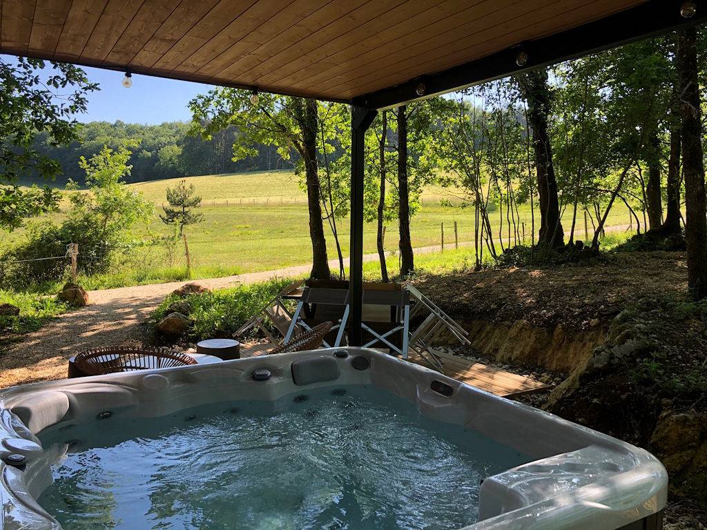 Cabane Spa Truffiers - Le Domaine des Crouquets in Jayac, Périgord Noir