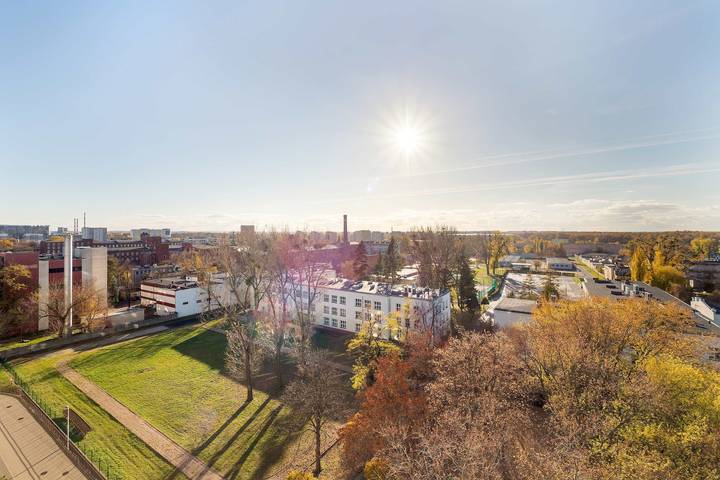 Ganze Wohnung, Spacious Apartment | Three Bedrooms | Smart Tv in Łódź, Region Lodz