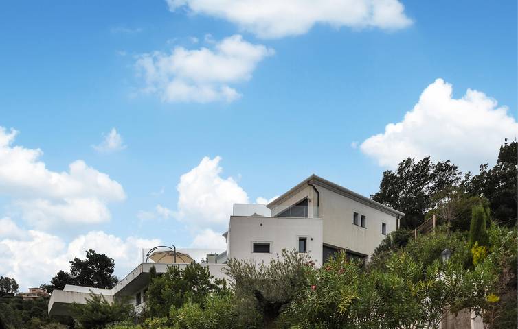 Casa de vacaciones para 10 personas, con terraza y piscina - 1
