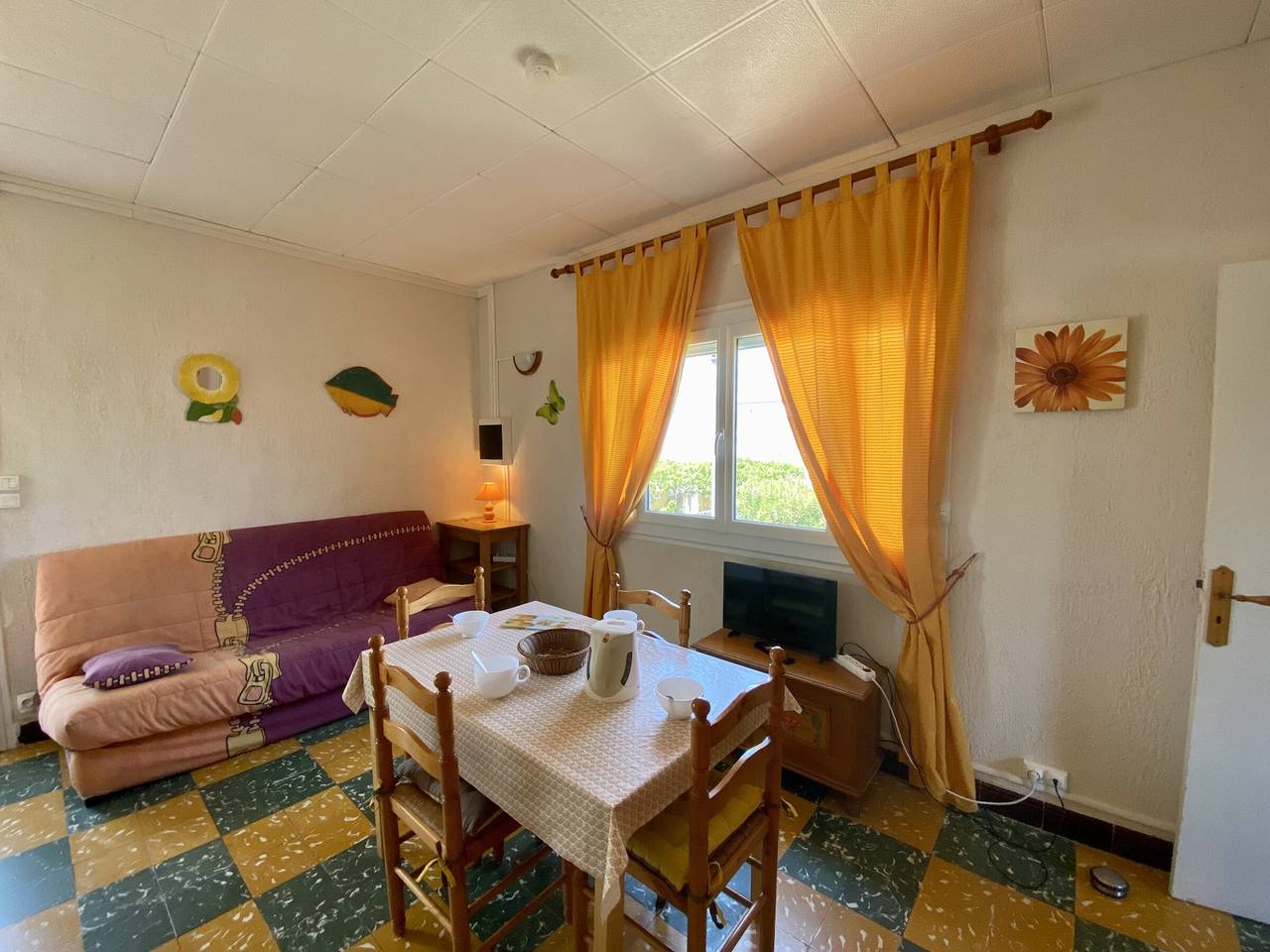 Apartamento entero, Apartamento con vista parcial al mar - 4 pers. in Narbonne Plage, Narbona