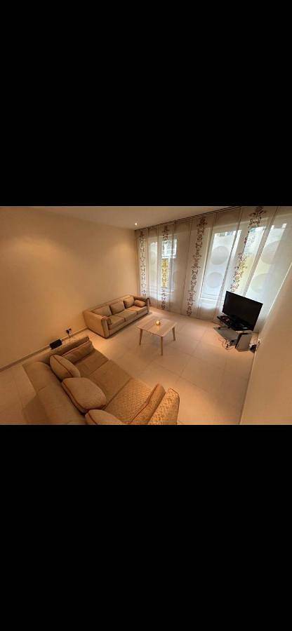 Appartement entier, Three-Bedroom Apartment in Bruxelles, Région de Bruxelles