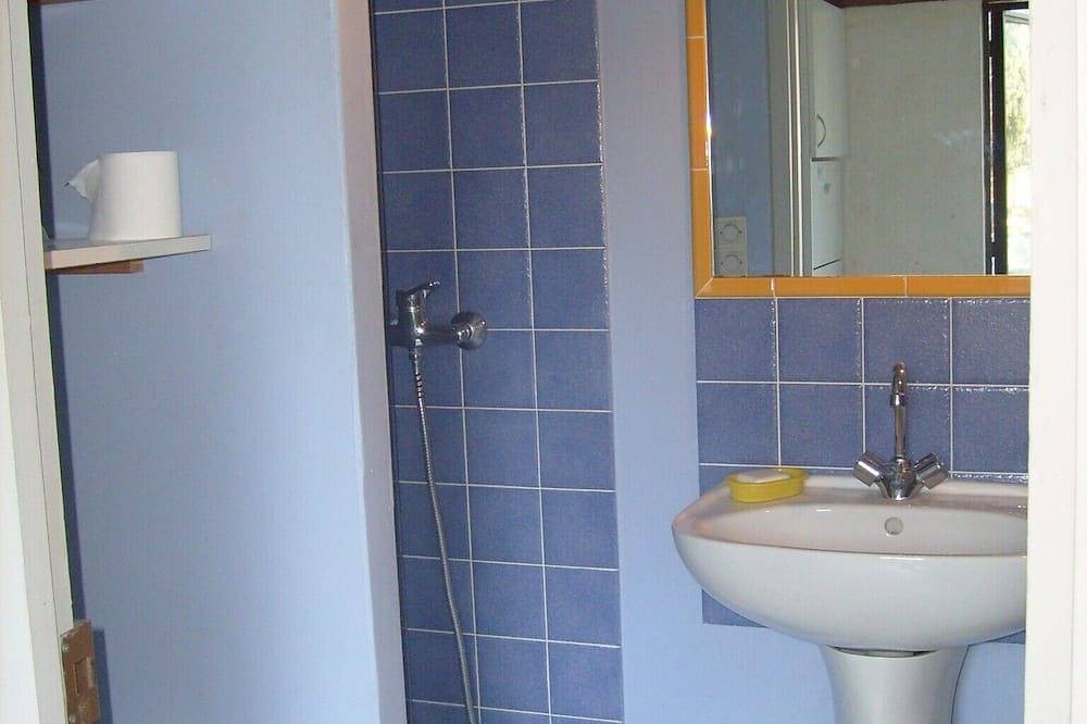 Charming cottage in the heart of Provence in Saint-Andiol, Arles region