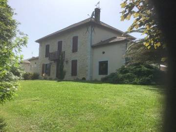 Gîte pour 4 personnes, avec jardin ainsi que vue et piscine à Hastingues