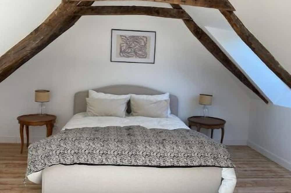 Maison, calme avec cheminée. in Botmeur, Région de Châteaulin