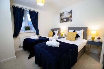 Apartment for 4 People in Swindon, South West England, Photo 1