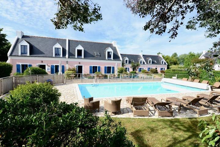 Hôtel pour 2 personnes, avec piscine et sauna ainsi que vue et jardin