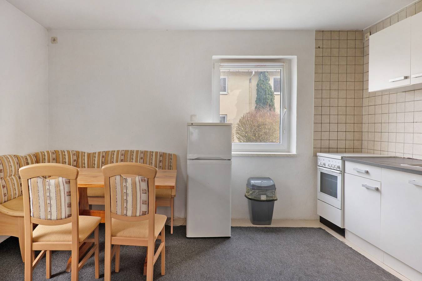 Ganze Wohnung, Ferienwohnung 'Yellow E'  in Miltenberg, Spessart-Mainland