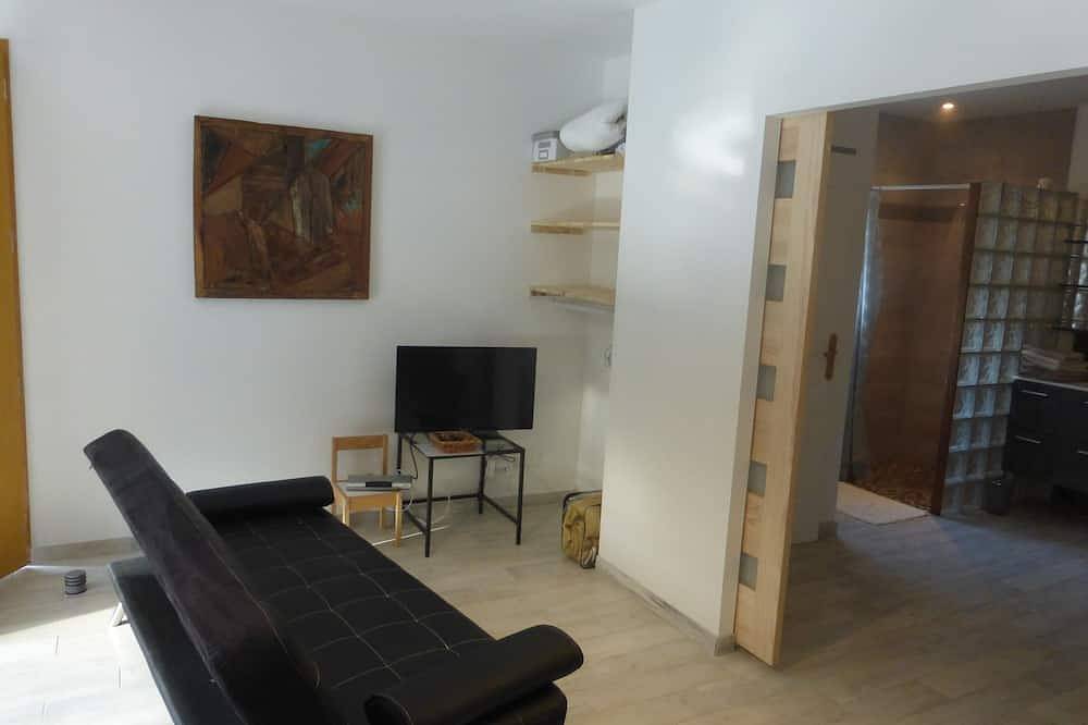 Geheel appartement, De huisjes van Paradaou met zwembad en airconditioning in de rustige Provence in Flayosc, Draguignan en omgeving