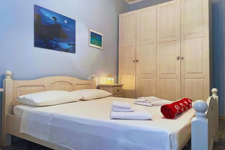 Appartement entier, Emy Mare apartment: beaches within a 5-minute walk in Scogliolungo, Porto Torres