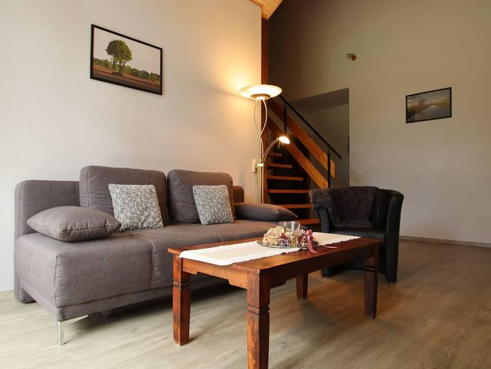 Ferienwohnung für 4 Personen, mit Terrasse und Pool in Großefehn - 2