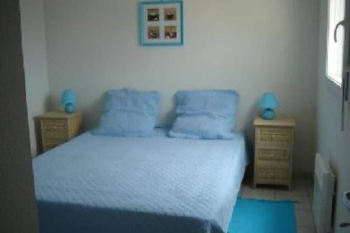 Gîte pour 4 personnes, avec jardin ainsi que balcon et piscine à Île-Tudy - 2