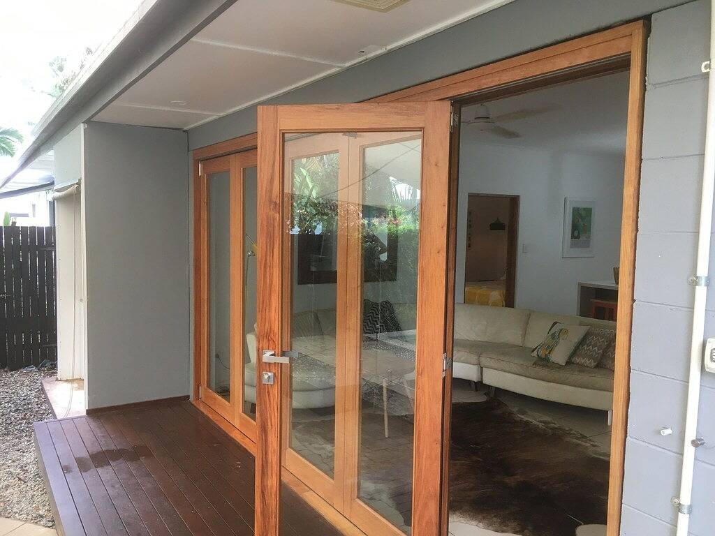 50 m vom berühmten Four Mile Beach in Port Douglas. in Port Douglas, Far North Queensland