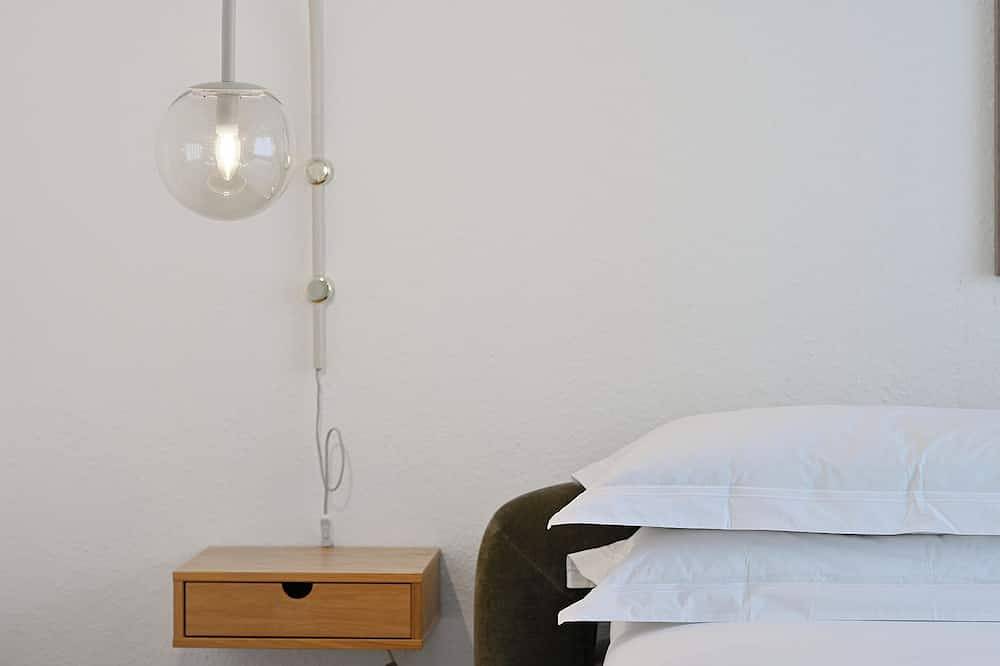 Ganze Wohnung, Schönes und geräumiges 2-Zimmer-Apartment in Wuppertal-Mitte mit Wlan und Küche in Wuppertal, Bergisches Land