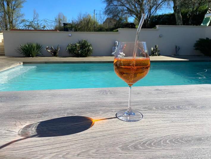 Location de vacances pour 8 personnes, avec jardin et piscine à Prignac-et-Marcamps
