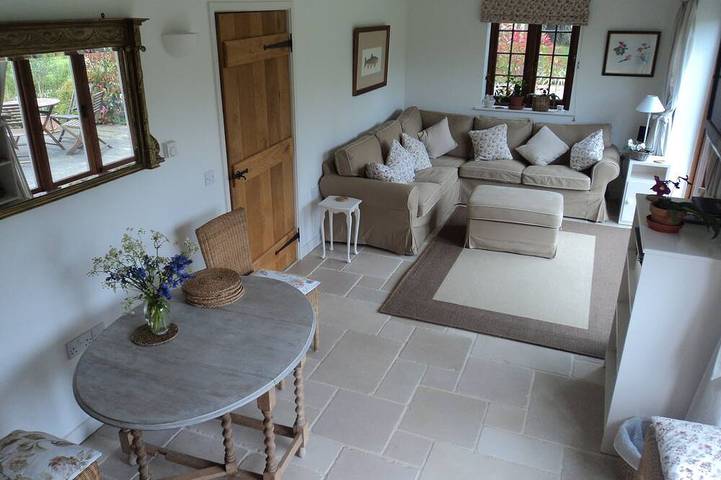 Holiday rental for 4 people, with garden in Sussex