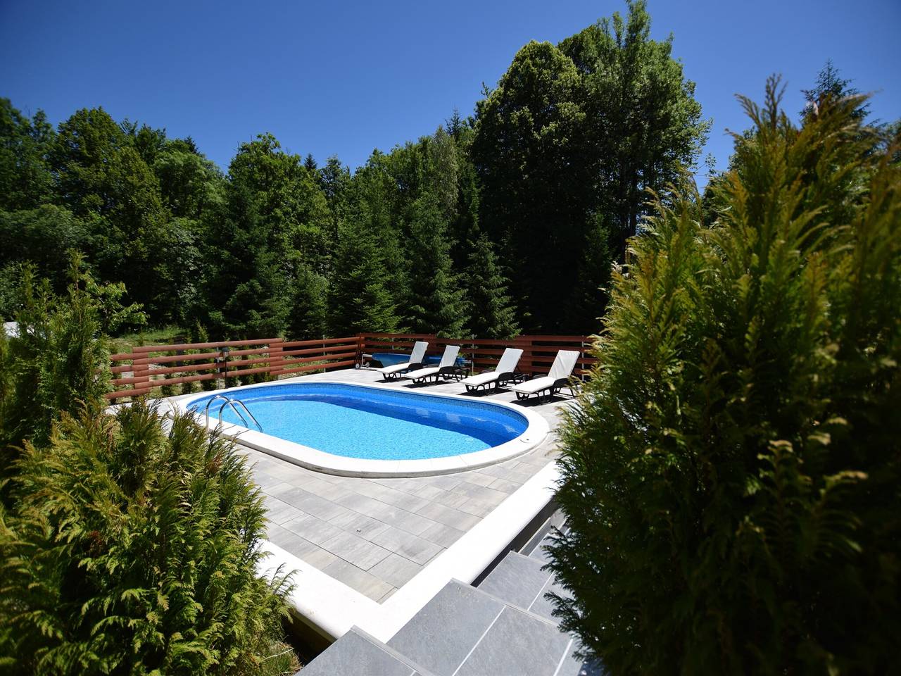Ferienhaus in Brod Moravice mit Pool in Delnice, Primorje-Gorski Kotar