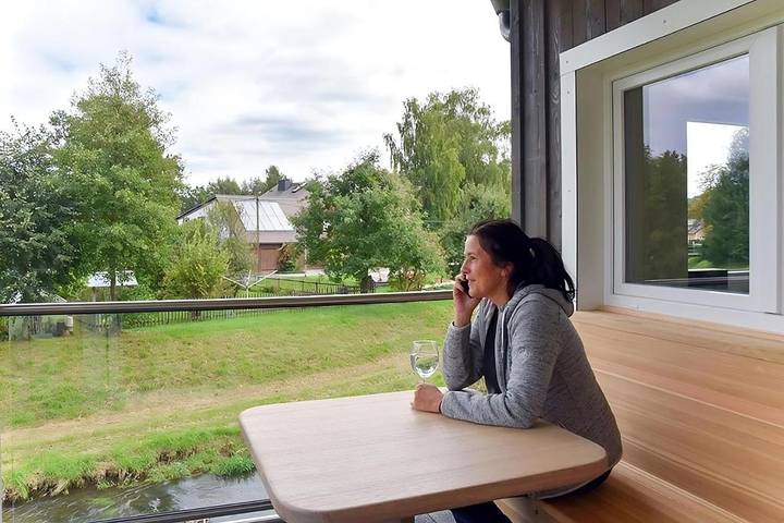 Ferienwohnung für 5 Personen, mit Balkon und Garten sowie Sauna und Ausblick