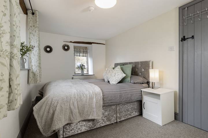 Quoin Cottage in Stroud, Gloucestershire