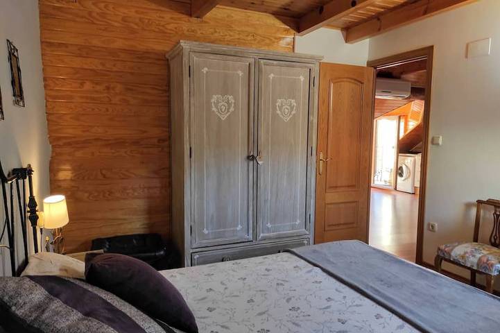 Appartement entier, Appartement touristique Maribel pour 5 personnes in Biescas, Pyrénées Aragonaises