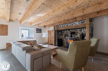 Gîte pour 8 personnes, avec jardin et terrasse, animaux acceptés à Picherande
