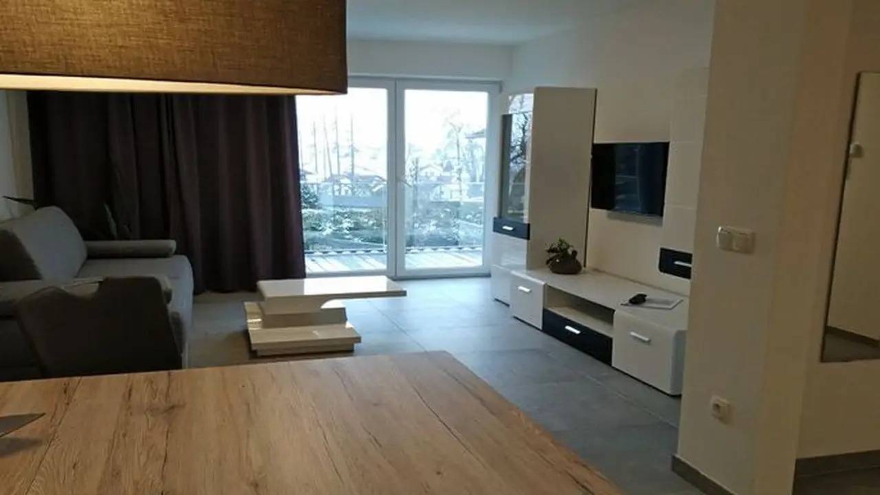 Ganze Ferienwohnung, Ferienwohnung für 2 Personen (22 m²) in Seewalchen am Attersee in Seewalchen am Attersee, Bezirk Vöcklabruck