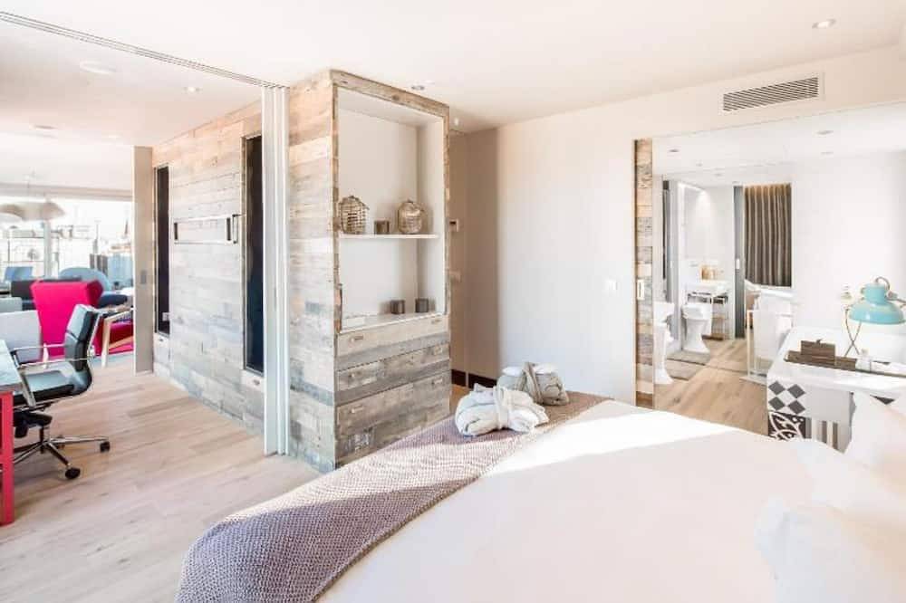 Ensuite rooms in Gràcia and near the Sagrada Familia! Perfect for big groups! in Barcelona Centre, Barcellona