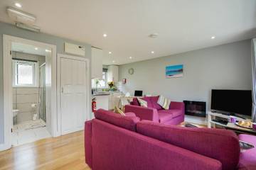 Bungalow for 4 People in Cornwall, South West England, Photo 4