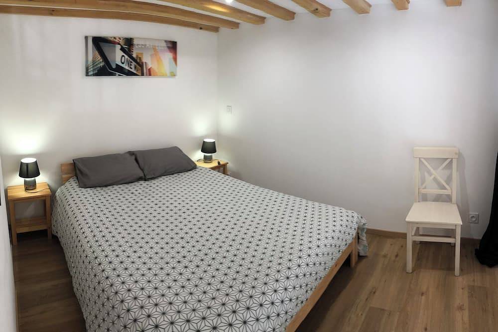 Chalet on the hill in Calvisson, Nimes region