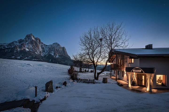 Apartmenthotel für 3 Personen, mit Sauna und Ausblick sowie Garten in Kastelruth