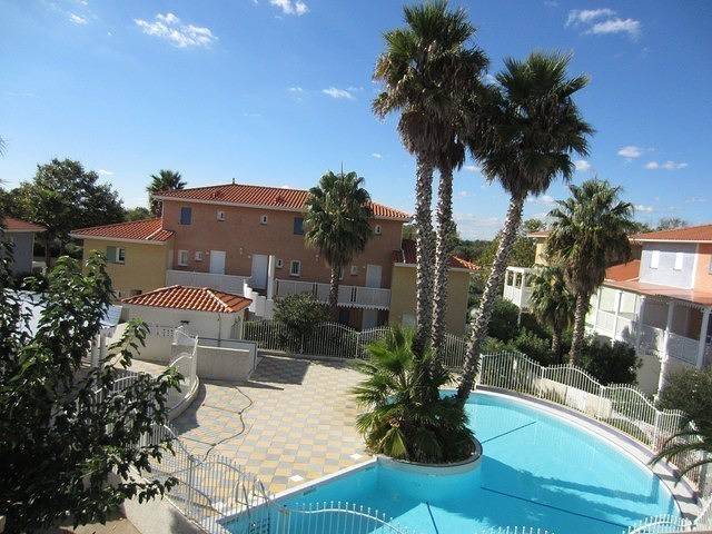 Gîte pour 6 personnes, avec Terrasse ainsi que Jardin et Piscine dans Plage Rochelongue - 2