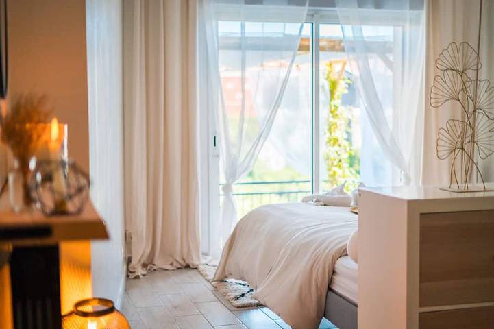 Villa Nueva, Original Home Rental ! in Villeneuve-sur-Lot, Quercy