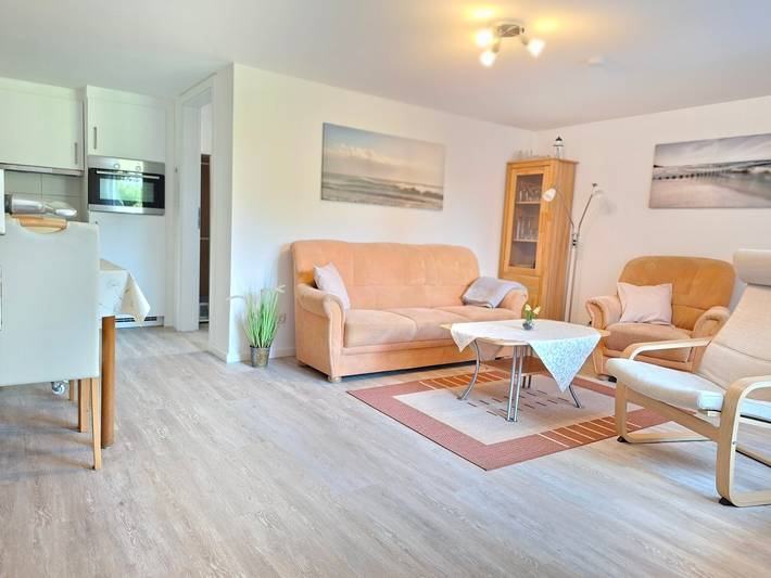 Ganze Wohnung, Ferienwohnung Landhaus Loose" mit privater Terrasse, privatem Garten und Wlan in Bliesdorf, Schashagen